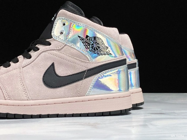 Powder Air Jordan BQ6472-602 Iridescent (W) Dirty Mid 1 0728